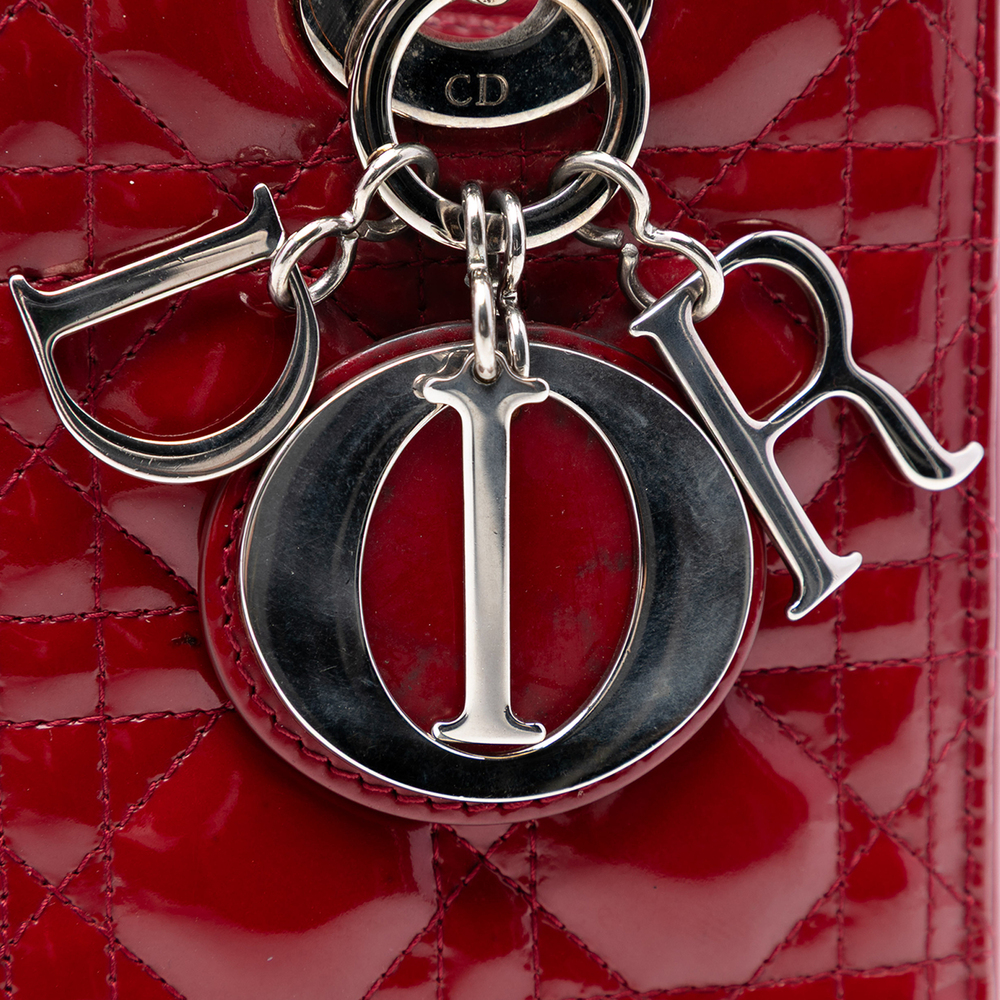 Pre-Loved Dior Medium Patent Cannage Lady Dior - Picture 5 of 7